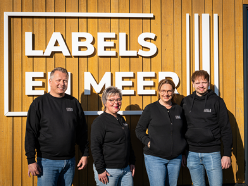 Labels en Meer buitenzijde pand