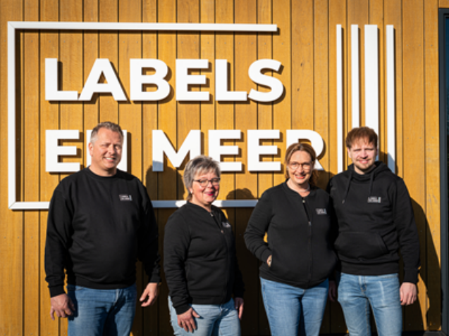 Labels en Meer buitenzijde pand