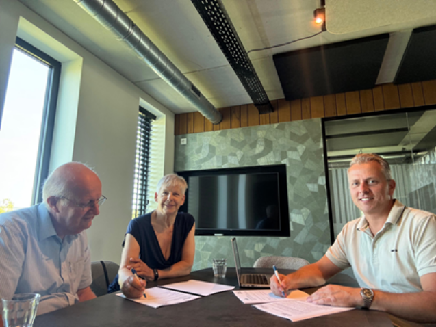 Tekenmoment Logident Labels en Meer